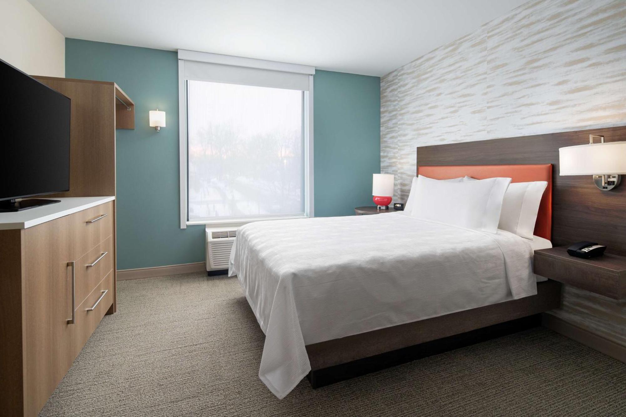 Home2 Suites By Hilton Des Moines At Drake University المظهر الخارجي الصورة