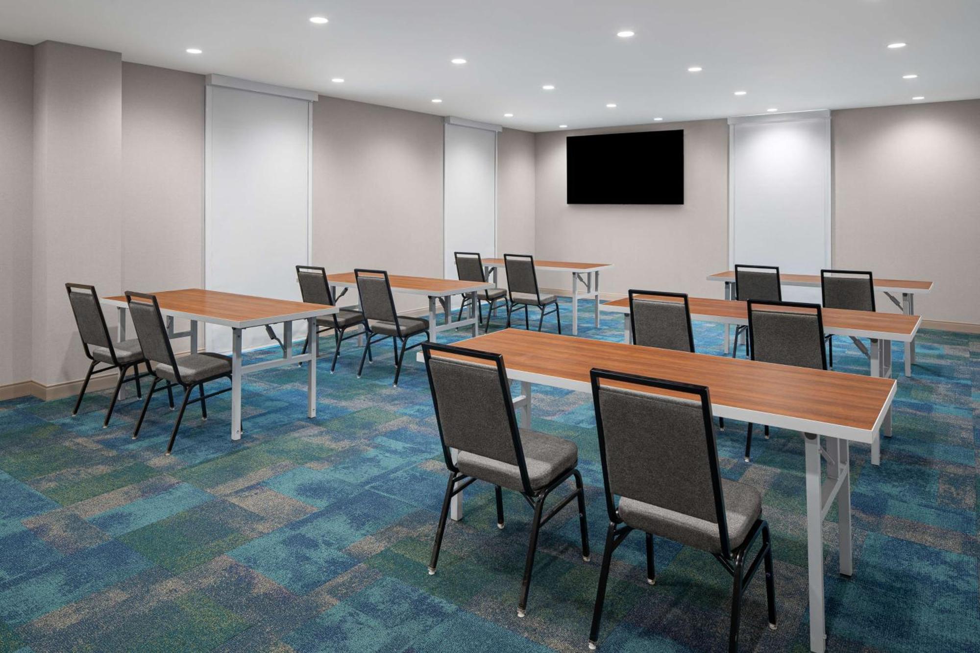 Home2 Suites By Hilton Des Moines At Drake University المظهر الخارجي الصورة