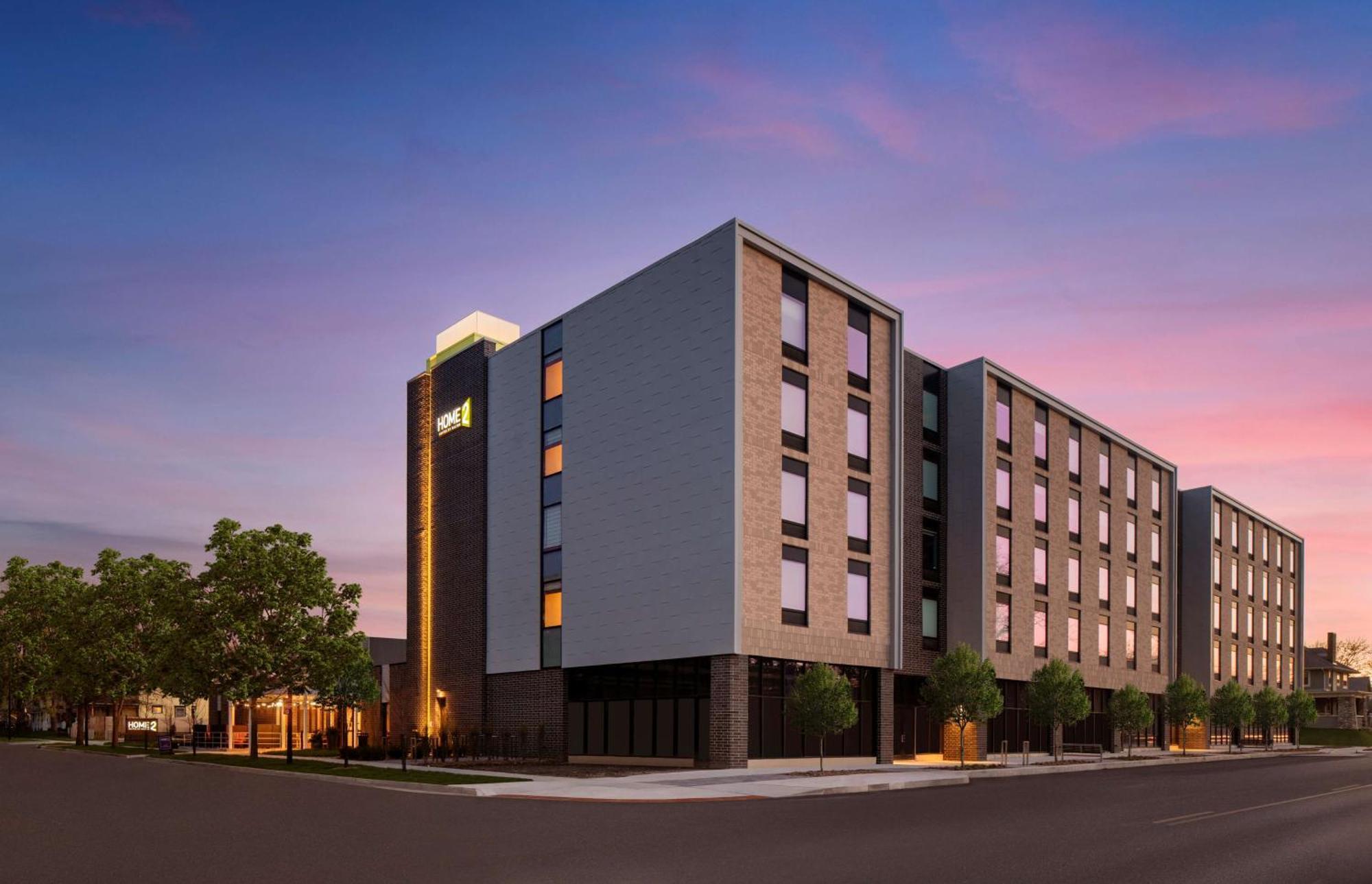 Home2 Suites By Hilton Des Moines At Drake University المظهر الخارجي الصورة